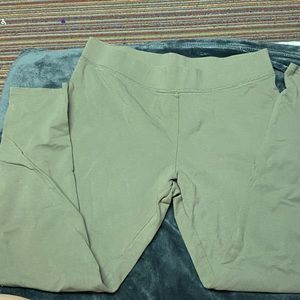 Olive Print Aerie Brand leggings